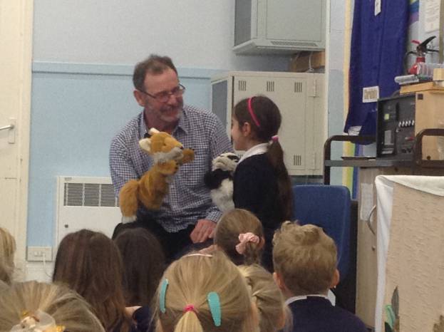 SCHOOL NEWS: Puppets teach children about prejudice and bullying Photo 2