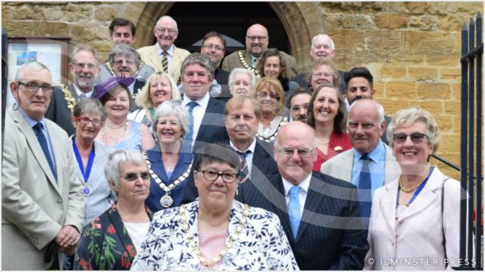 ILMINSTER NEWS: Mayor hosts Civic Service