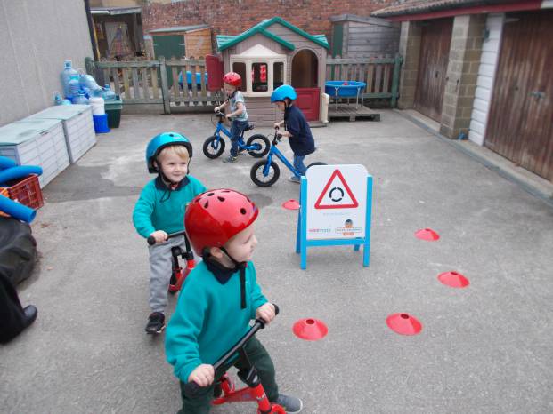 SCHOOL NEWS: Balance Buddies for Sunny Ile Photo 1