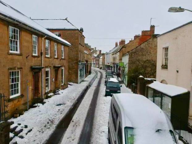 ILMINSTER NEWS: Fantastic snow scene overlooking the Minster Photo 1