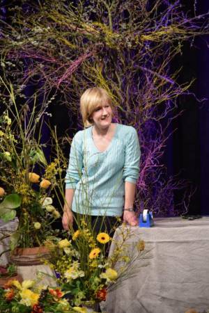 Springing into Easter – March 27, 2018: The team from Cottage Flowers entertain a packed audience at the Warehouse Theatre in Ilminster with a flower arranging demonstration. Photo 20