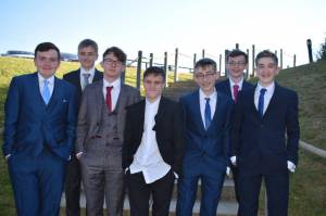 Wadham School Yr 11 Prom – June 26, 2018: Year 11 students at Wadham School in Crewkerne celebrated their end-of-school prom in traditional style at Haslebury Mill. Photo 3