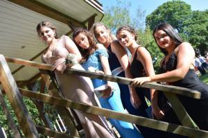Wadham School Yr 11 Prom – June 26, 2018: Year 11 students at Wadham School in Crewkerne celebrated their end-of-school prom in traditional style at Haslebury Mill. Photo 9