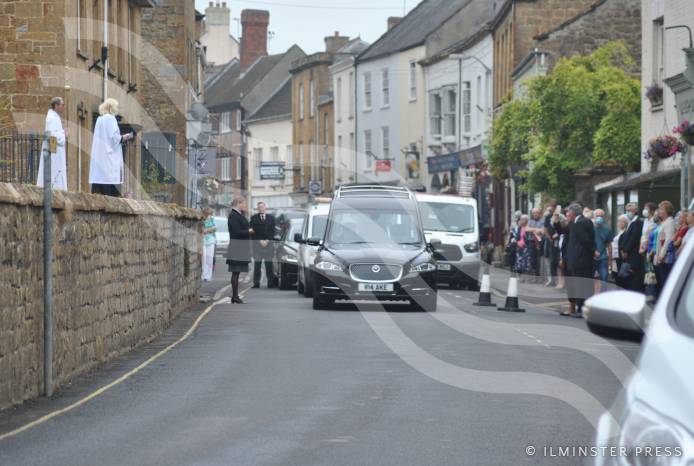 ILMINSTER NEWS: Applause for Joan as town says farewell to community stalwart