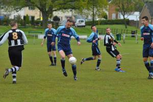 Ilminster Town v Middlezoy Rovers - May 2, 2016 Photo 2