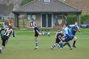 Ilminster Town v Middlezoy Rovers - May 2, 2016 Photo 25