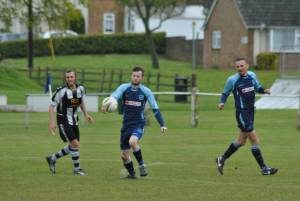 Ilminster Town v Middlezoy Rovers - May 2, 2016 Photo 29