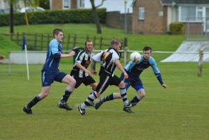 Ilminster Town v Middlezoy Rovers - May 2, 2016 Photo 30
