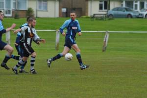Ilminster Town v Middlezoy Rovers - May 2, 2016 Photo 31