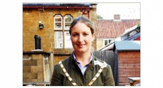 ILMINSTER NEWS: Mayor resigns and quits council to enjoy married life
