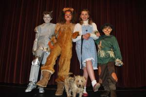 Wonderful Wizard of Oz Part 1 – May 2016: The Youth Group of the Broadway Amateur Theatrical Society perform the Wonderful Wizard of Oz at the Broadway Village Hall. Photo 20