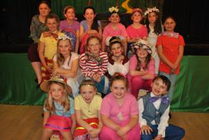 Wonderful Wizard of Oz Part 1 – May 2016: The Youth Group of the Broadway Amateur Theatrical Society perform the Wonderful Wizard of Oz at the Broadway Village Hall. Photo 5