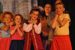 Wonderful Wizard of Oz Part 2 – May 2016: The Youth Group of the Broadway Amateur Theatrical Society perform the Wonderful Wizard of Oz at the Broadway Village Hall. Photo 23