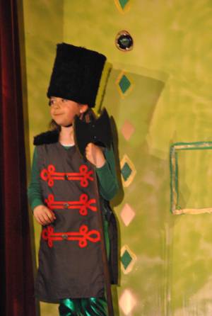 Wonderful Wizard of Oz Part 3 – May 2016: The Youth Group of the Broadway Amateur Theatrical Society perform the Wonderful Wizard of Oz at the Broadway Village Hall. Photo 18