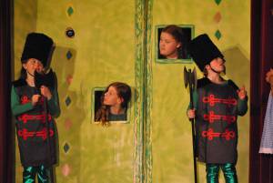 Wonderful Wizard of Oz Part 3 – May 2016: The Youth Group of the Broadway Amateur Theatrical Society perform the Wonderful Wizard of Oz at the Broadway Village Hall. Photo 22