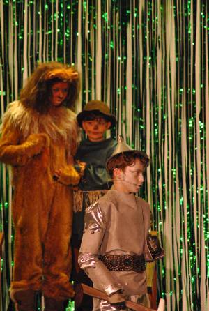 Wonderful Wizard of Oz Part 3 – May 2016: The Youth Group of the Broadway Amateur Theatrical Society perform the Wonderful Wizard of Oz at the Broadway Village Hall. Photo 27
