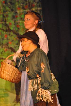 Wonderful Wizard of Oz Part 3 – May 2016: The Youth Group of the Broadway Amateur Theatrical Society perform the Wonderful Wizard of Oz at the Broadway Village Hall. Photo 5