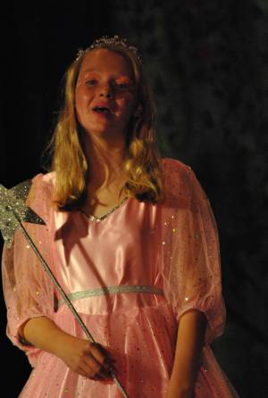 Wonderful Wizard of Oz Part 4 – May 2016: The Youth Group of the Broadway Amateur Theatrical Society perform the Wonderful Wizard of Oz at the Broadway Village Hall. Photo 17