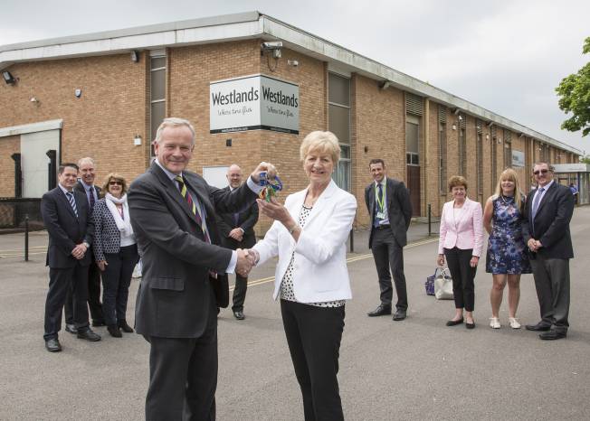 SOUTH SOMERSET NEWS: Council takes on 30-year lease to run Westland Sports and Leisure Complex