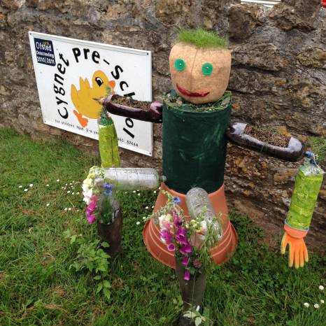 ILMINSTER NEWS: Scarecrows galore in the town Photo 1