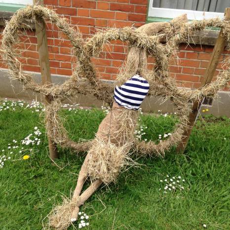 ILMINSTER NEWS: Scarecrows galore in the town Photo 2