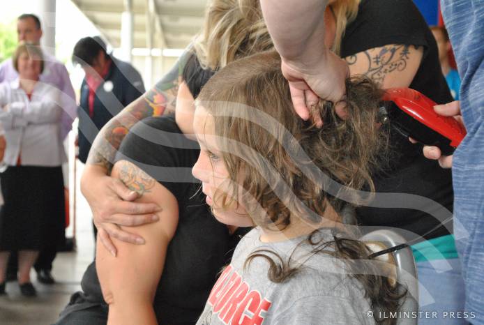 ILMINSTER NEWS: Family overwhelmed by head shave support Photo 4