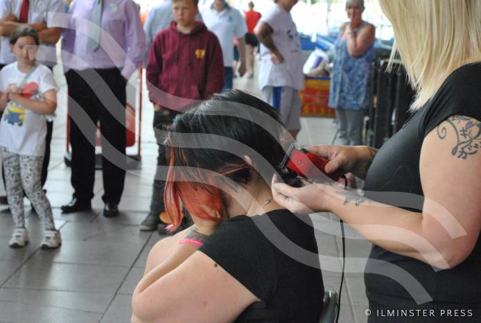 ILMINSTER NEWS: Family overwhelmed by head shave support Photo 8