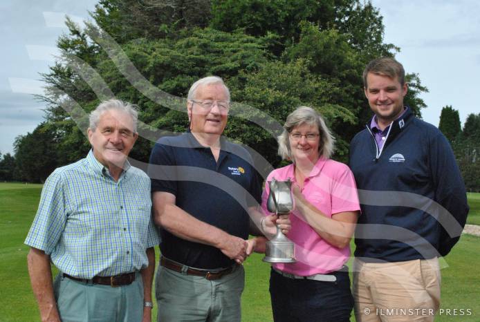 CLUBS AND SOCIETIES: First lady winner of Ilminster Rotary Club’s golf competition Photo 3