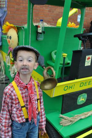 Chard Children’s Carnival Part 1 – October 8, 2016: Lots of people came out to support the annual Children’s Carnival in Chard on the morning of Saturday, October 8, 2016. Photo 12