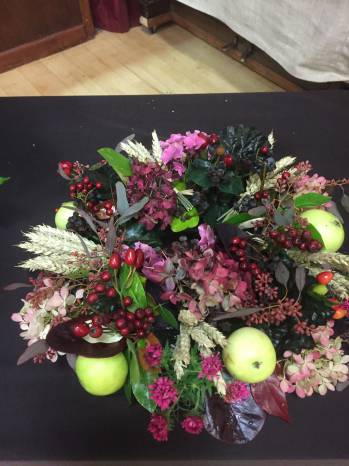 CLUBS AND SOCIETIES: Angie's a hit with Ile Valley Flower Club Photo 1