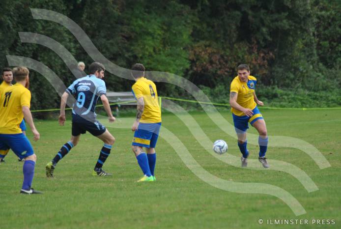 FOOTBALL: Ilminster Town want three-point hauls rather than 3-3 draws! Photo 2