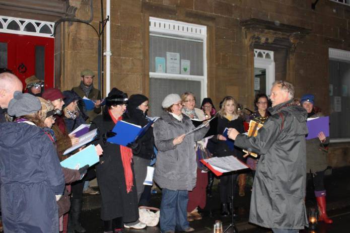 CHRISTMAS 2016: Fun-filled night for Ilminster Victorian Evening and Christmas Lights Switch-On Photo 11