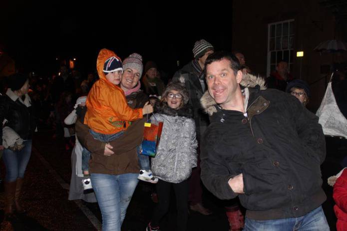 CHRISTMAS 2016: Fun-filled night for Ilminster Victorian Evening and Christmas Lights Switch-On Photo 7