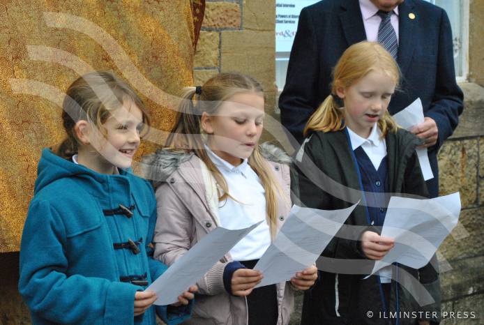 ILMINSTER NEWS: History information board is unveiled Photo 3
