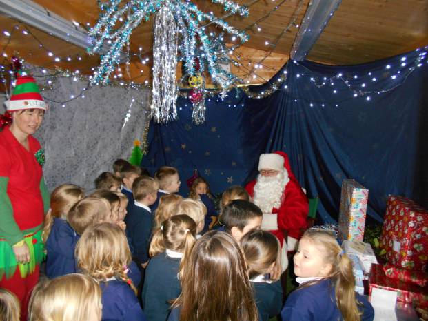 CHRISTMAS 2016: Ho-ho-ho – special visitor for Greenfylde pupils