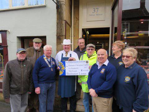 CLUBS AND SOCIETIES: Ilminster Lions support the Christmas Lights once again