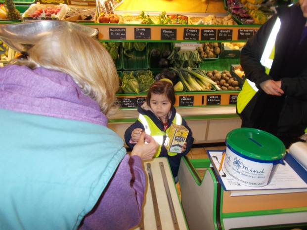 SCHOOL NEWS: Sunny Ile children learn about Fairtrade Fortnight Photo 1