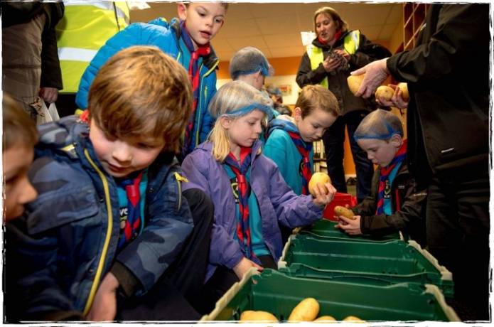 CLUBS AND SOCIEITES: Branston visit for 1st Ilminster Beavers Photo 1